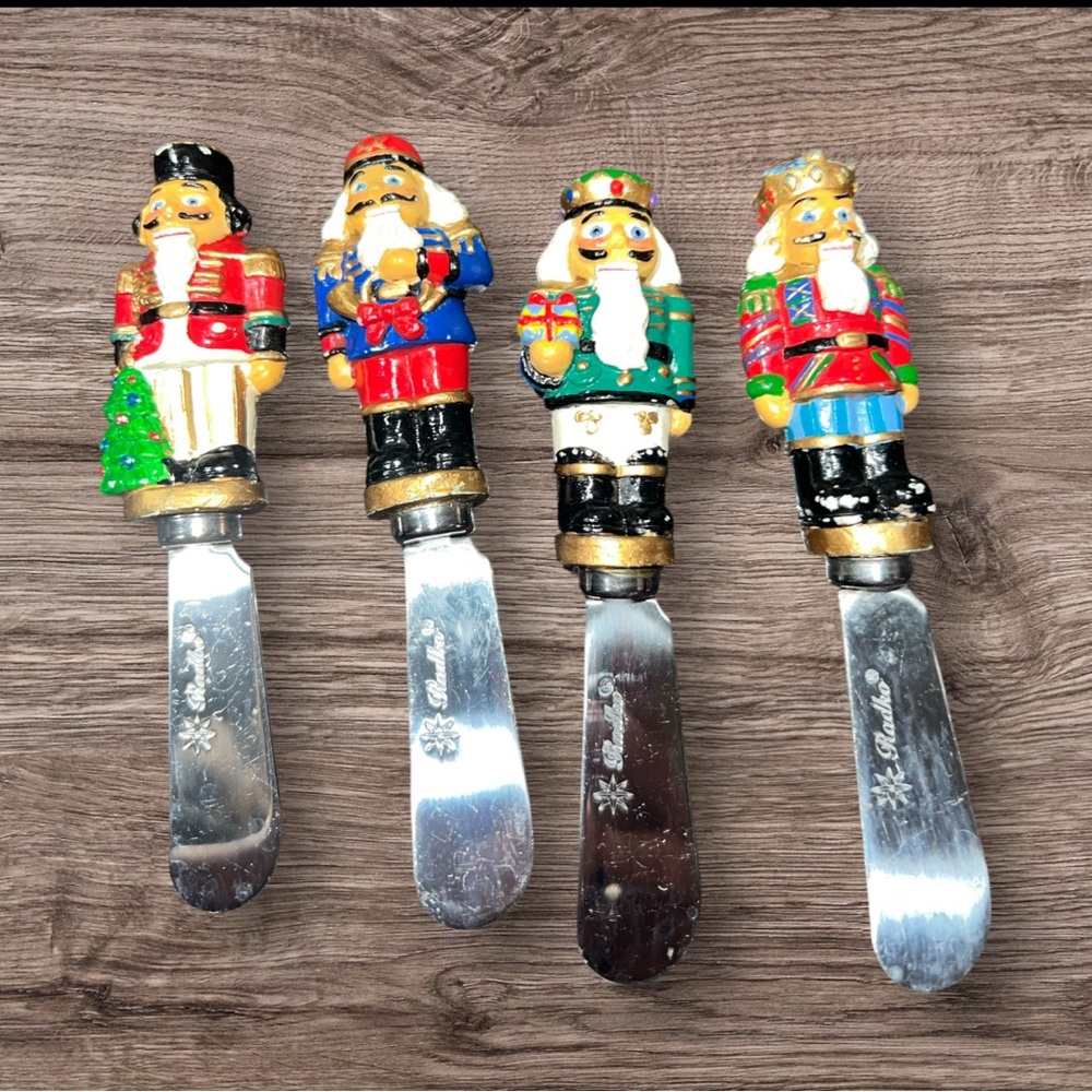 Christopher Radko Home For The Holidays 4 Nutcracker Pate Knives Spreaders